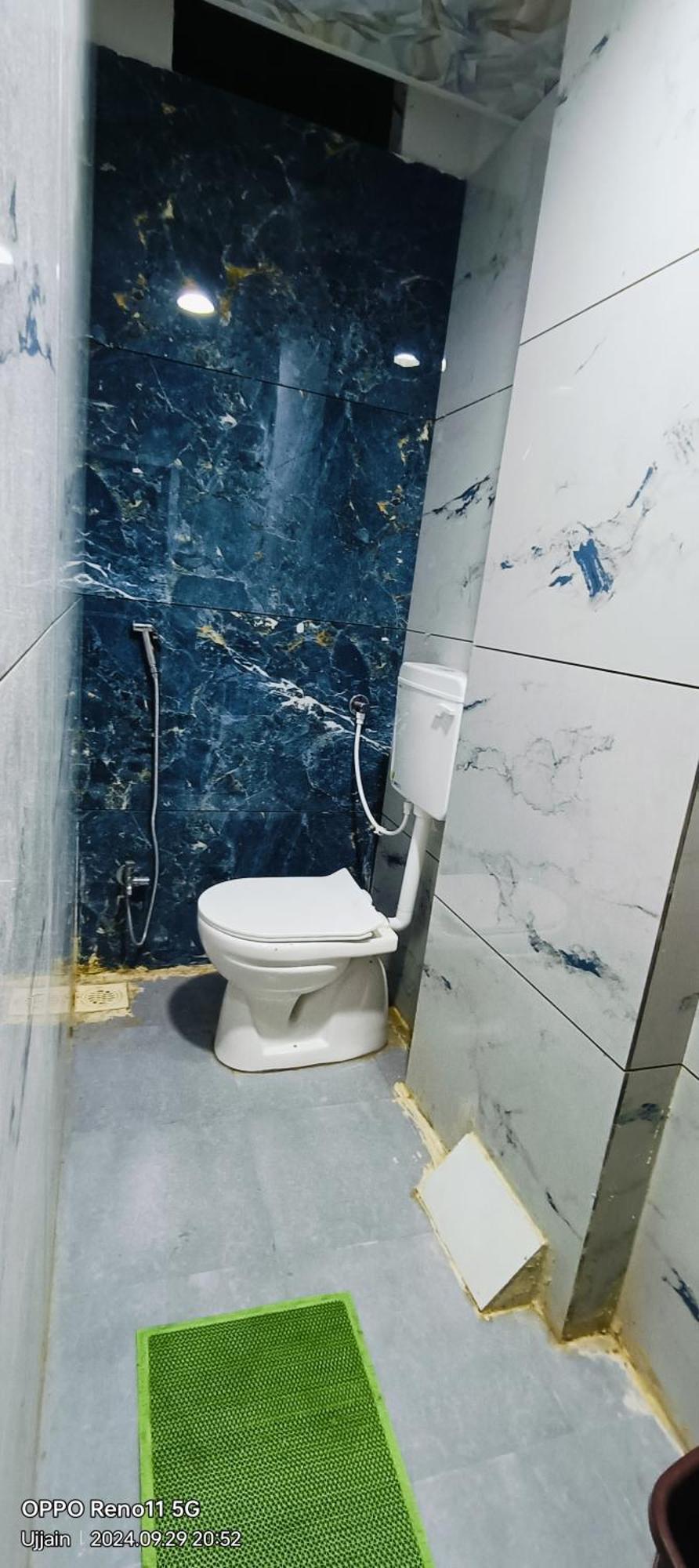Hotel Rainbow Ujjain Buitenkant foto