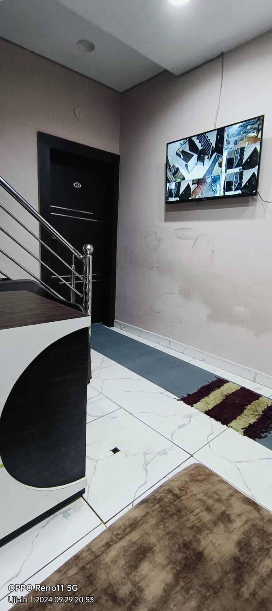 Hotel Rainbow Ujjain Buitenkant foto